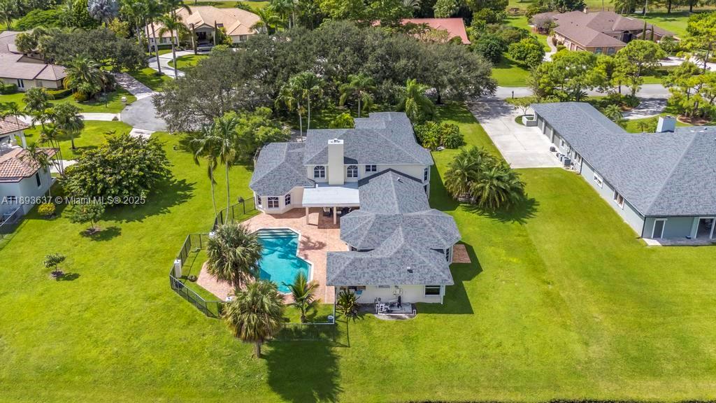 DAVIE WHISPERING PINES - Residential