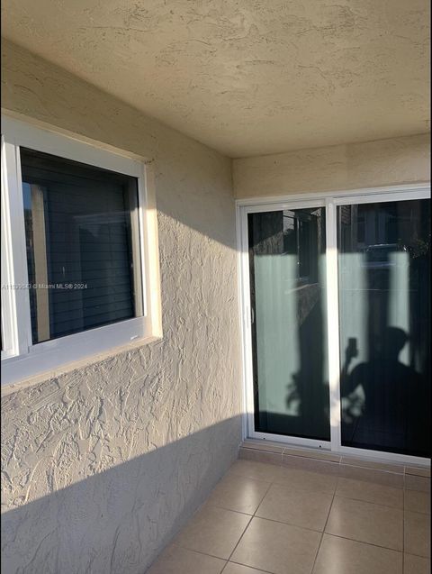 Condominium in Boca Raton FL 22735 66th Ave Ave 12.jpg