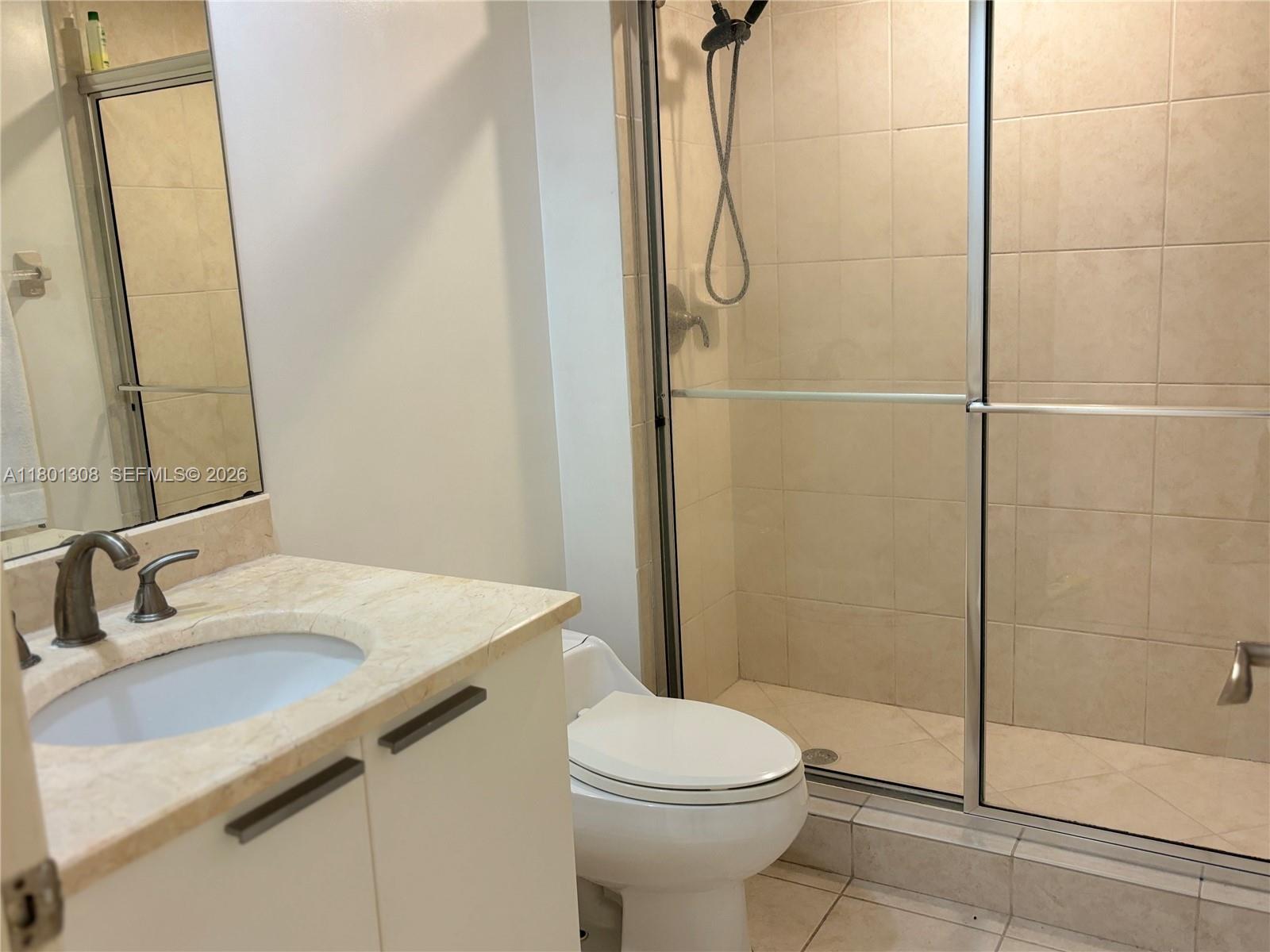 THE OAKS I CONDO - Residential