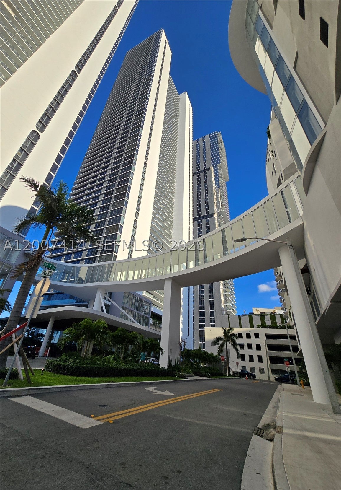700 NE 24 ST 3104