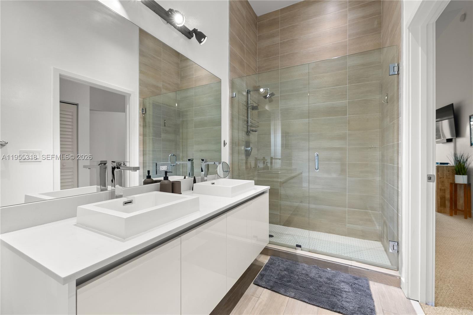 LE PARC AT BRICKELL CONDO - Residential