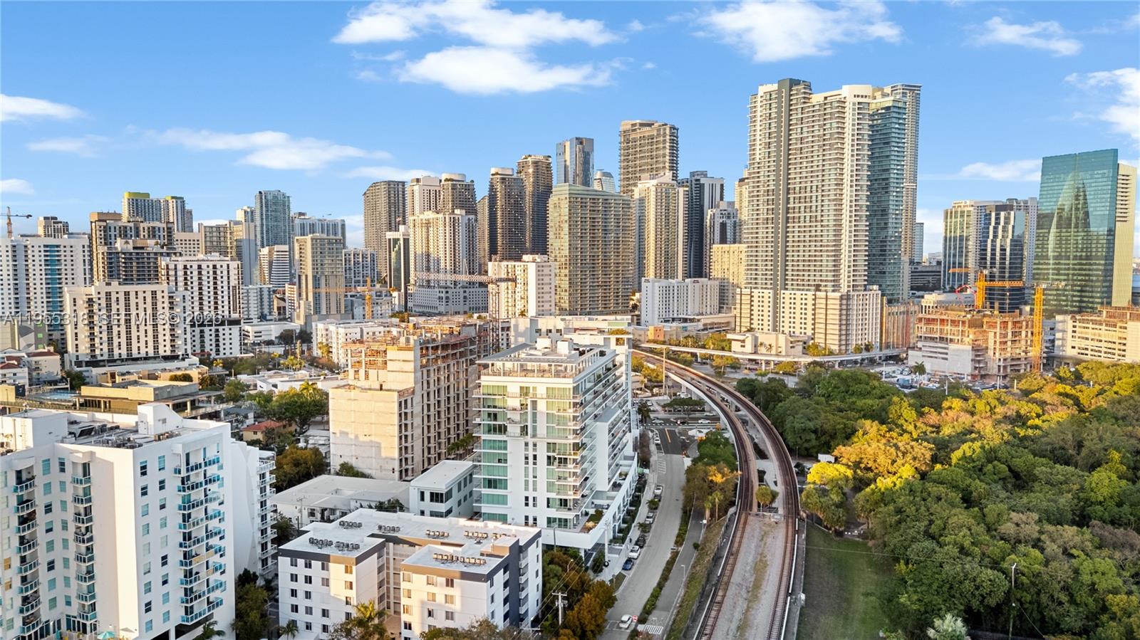 LE PARC AT BRICKELL CONDO - Residential