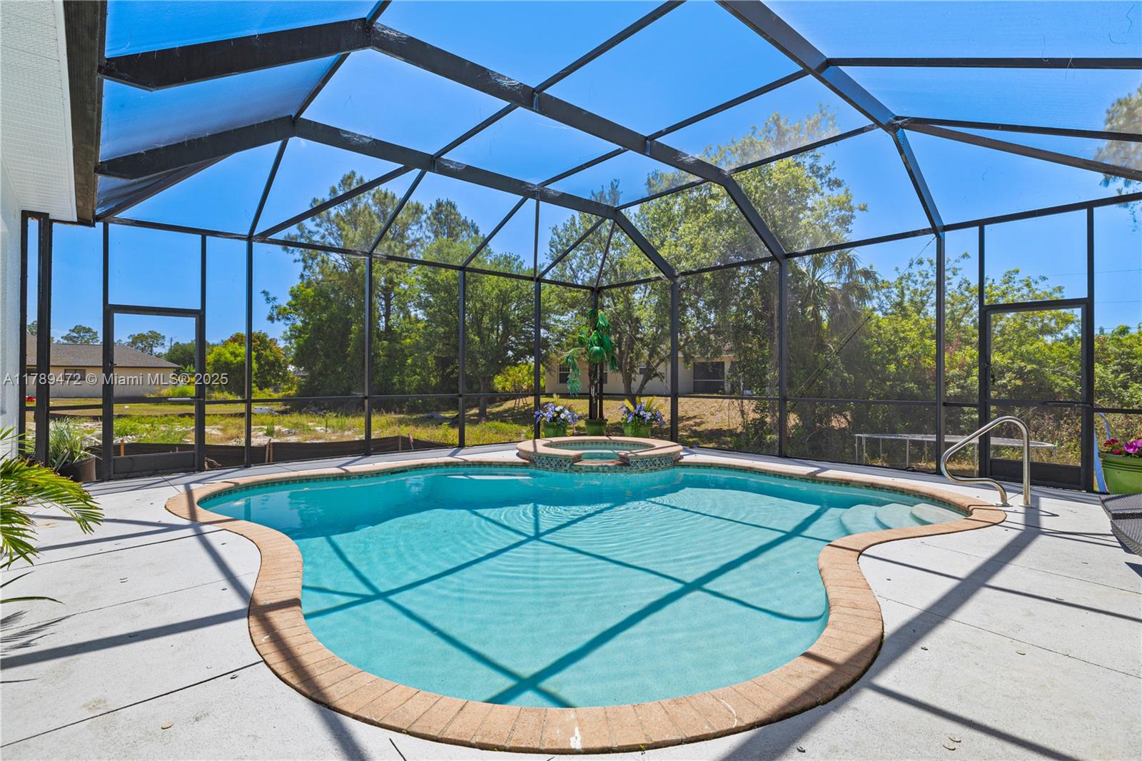 3007 W 8th St, Lehigh Acres, Lee County, Florida - 5 Bedrooms  
4 Bathrooms - 