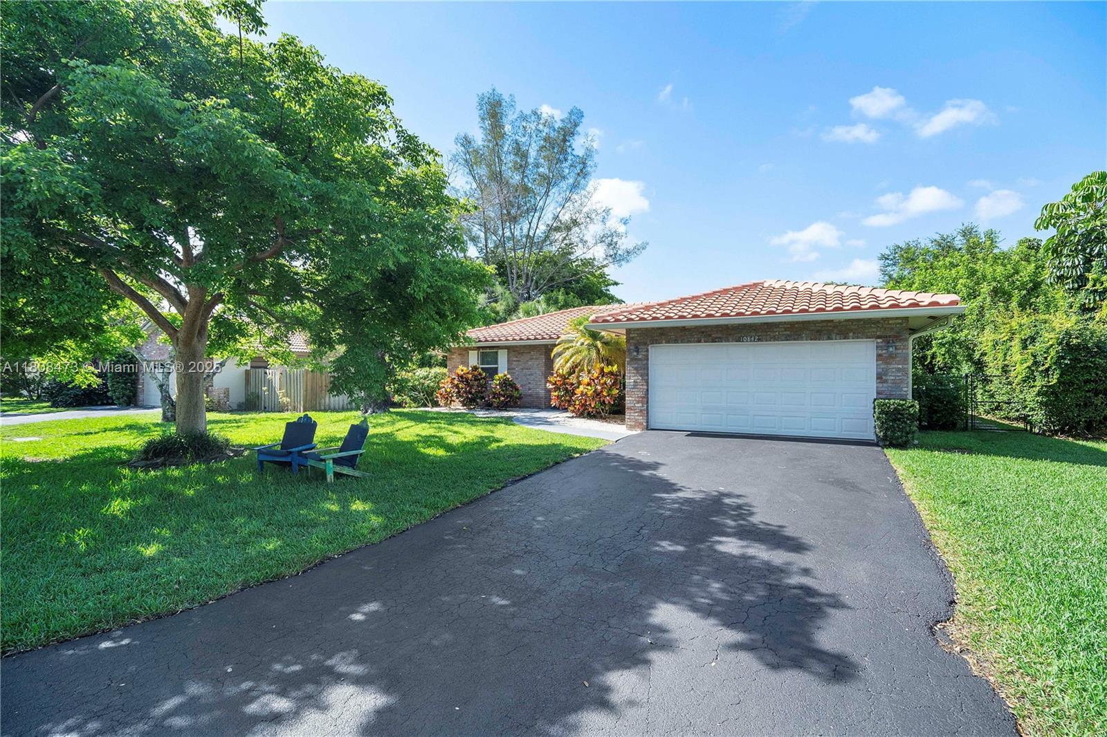 10842 Nw 15th St, Coral Springs, Broward County, Florida - 3 Bedrooms  
2 Bathrooms - 