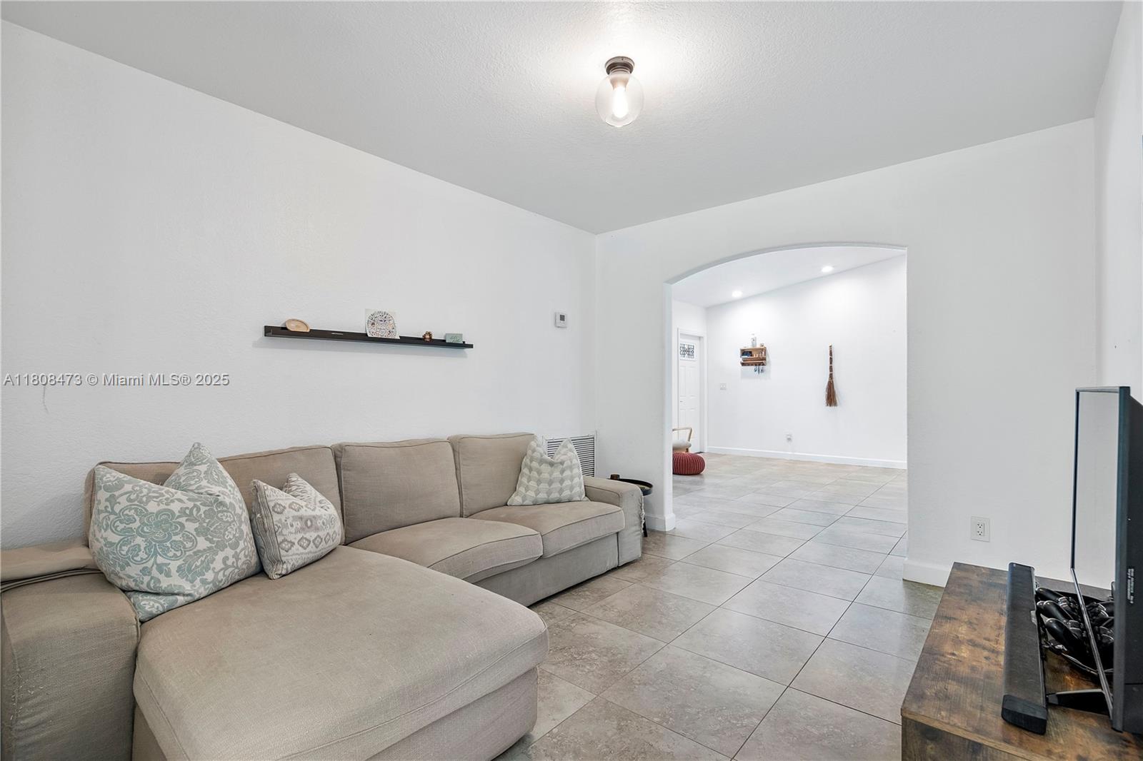 CYPRESS RUN - Residential