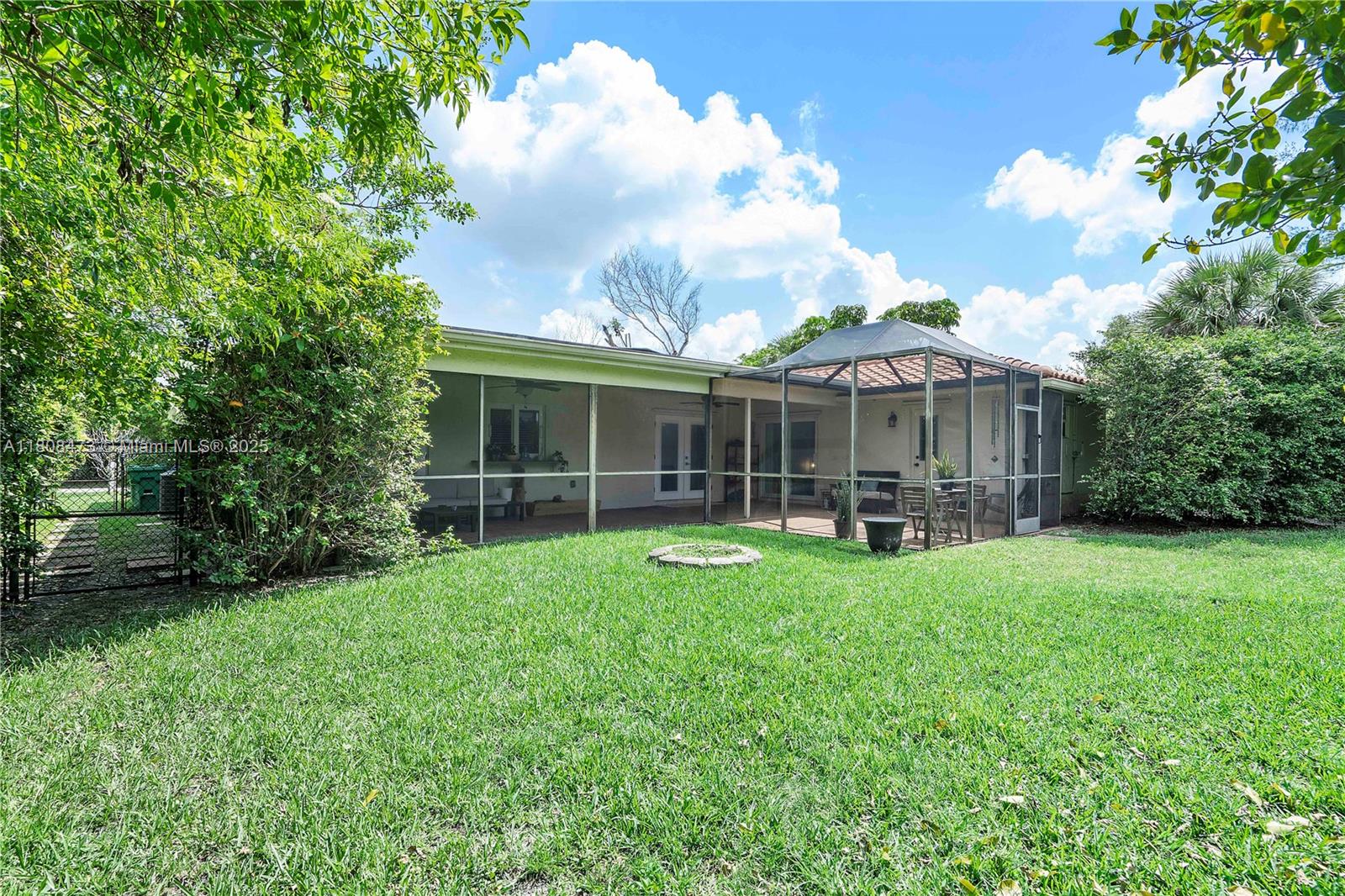 CYPRESS RUN - Residential