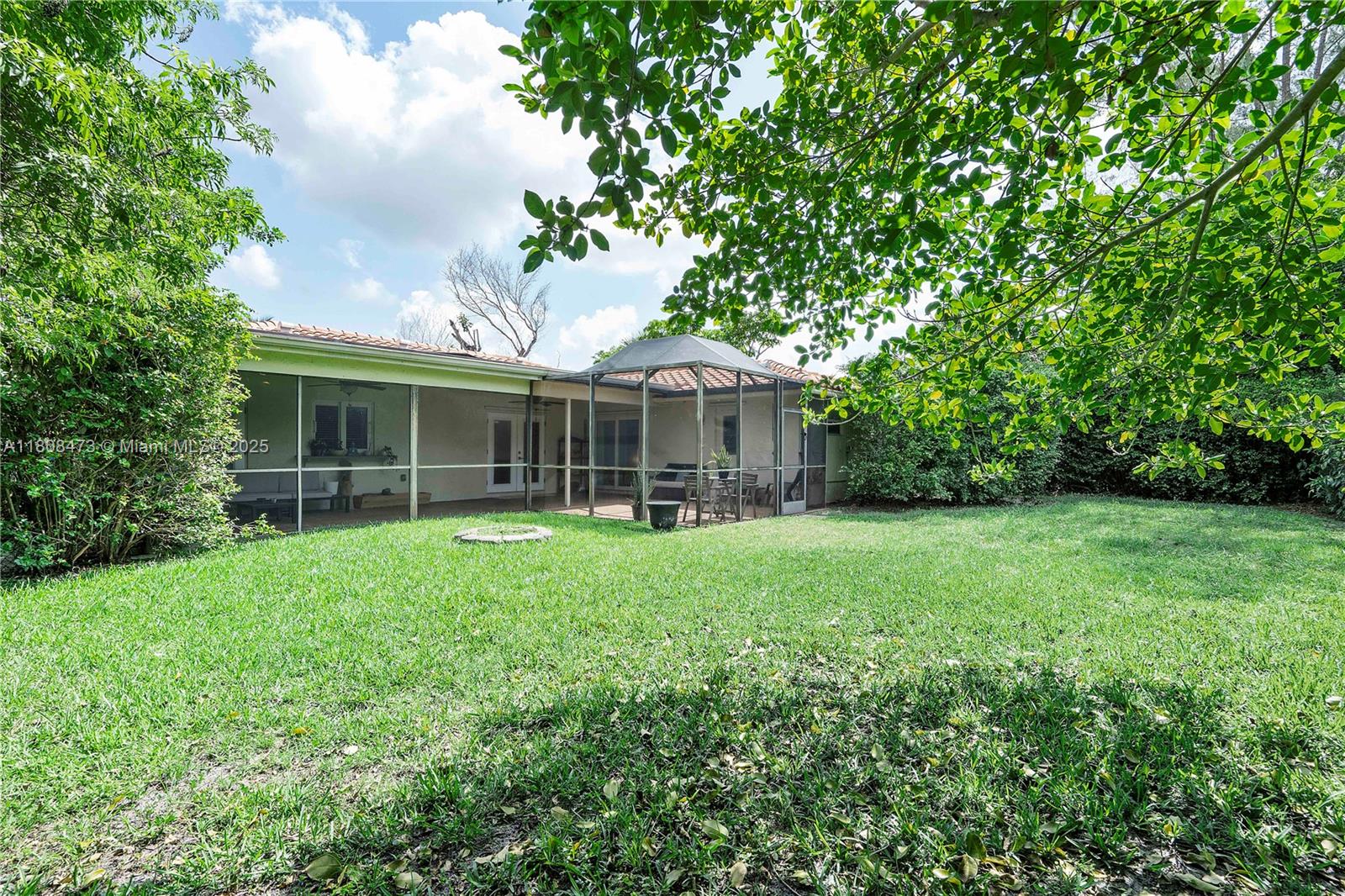 CYPRESS RUN - Residential
