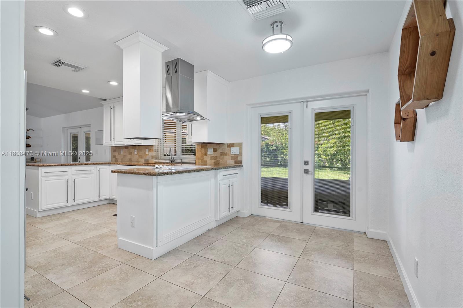 CYPRESS RUN - Residential