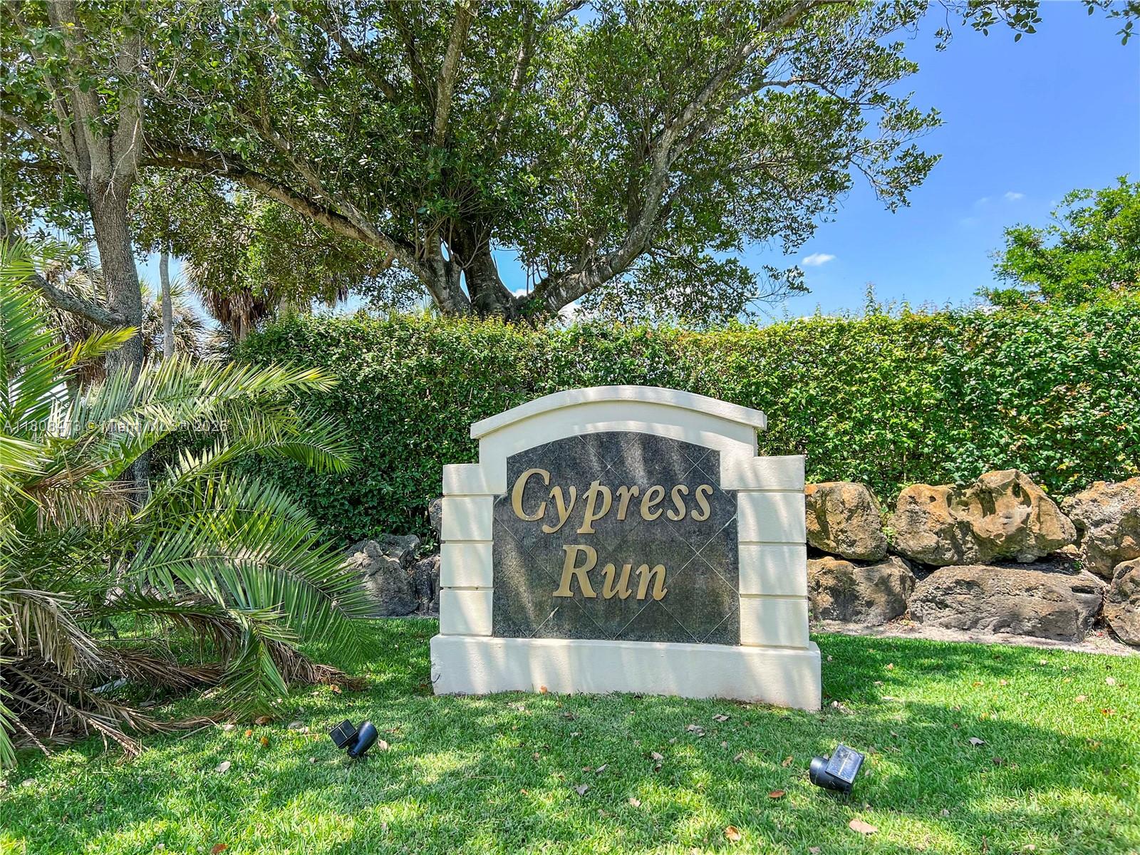 CYPRESS RUN - Residential