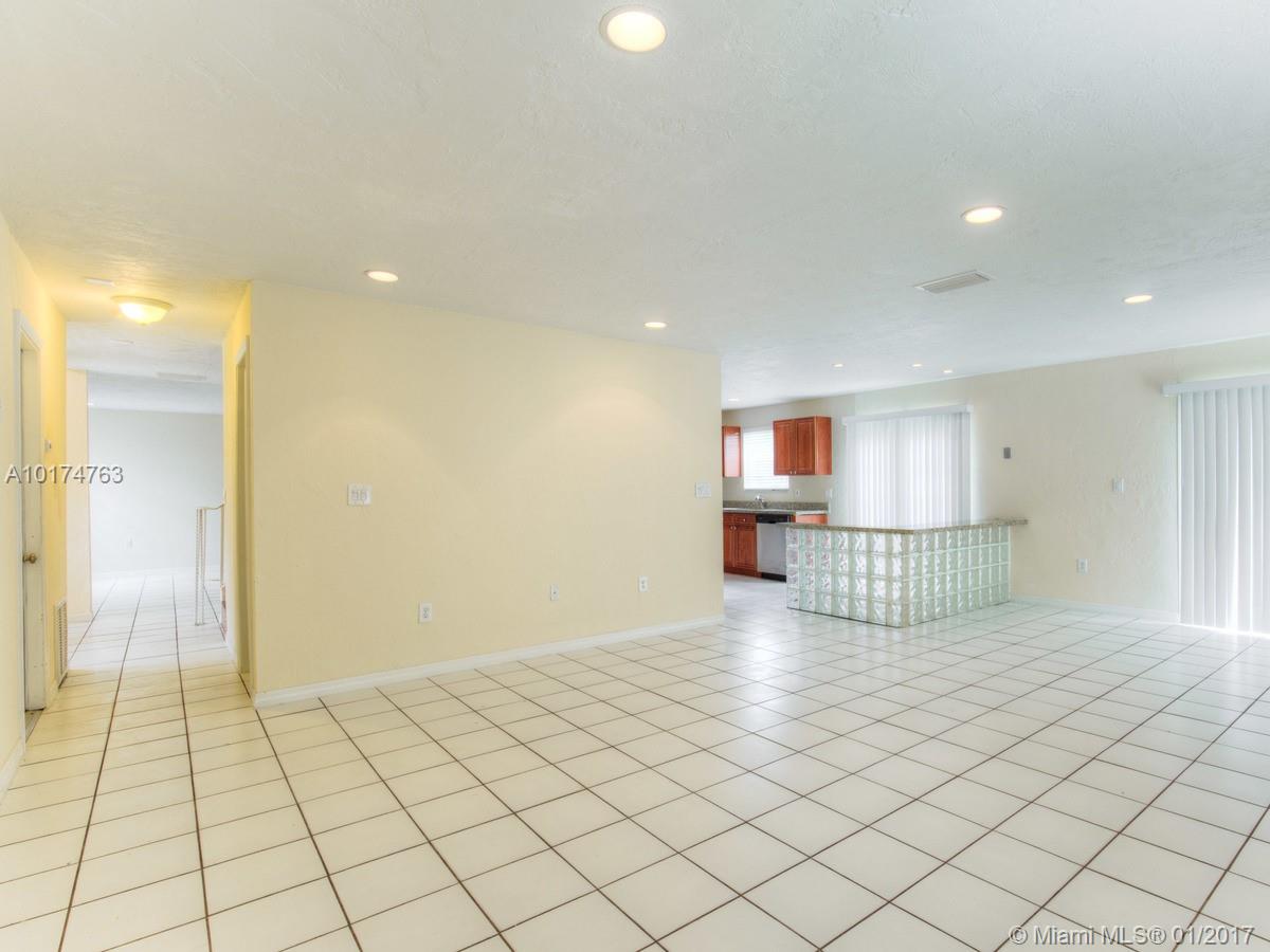 Seagrape Twnhms Amd 01 - Residential Lease