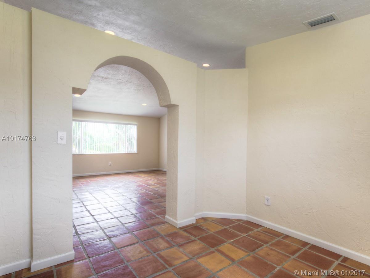 Seagrape Twnhms Amd 01 - Residential Lease