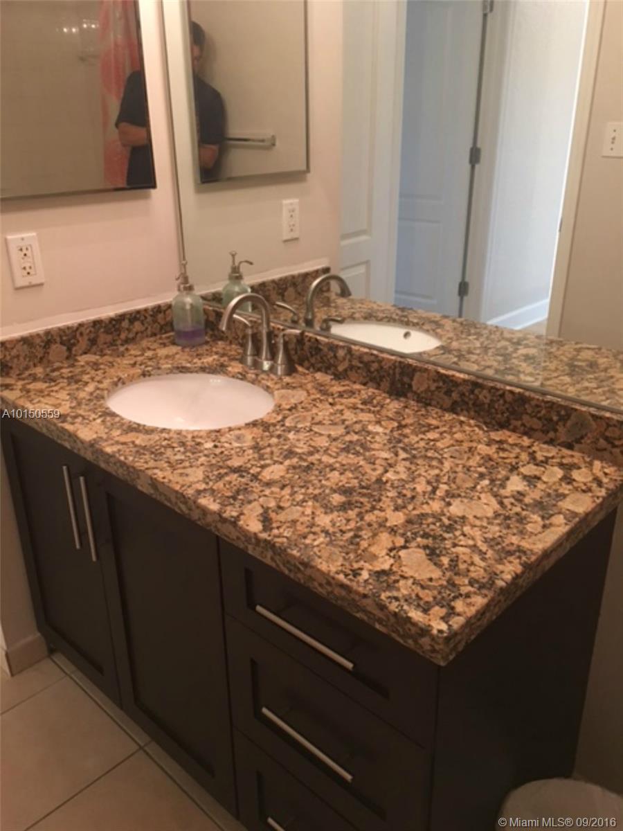 VALENCIA CONDO - Residential Lease