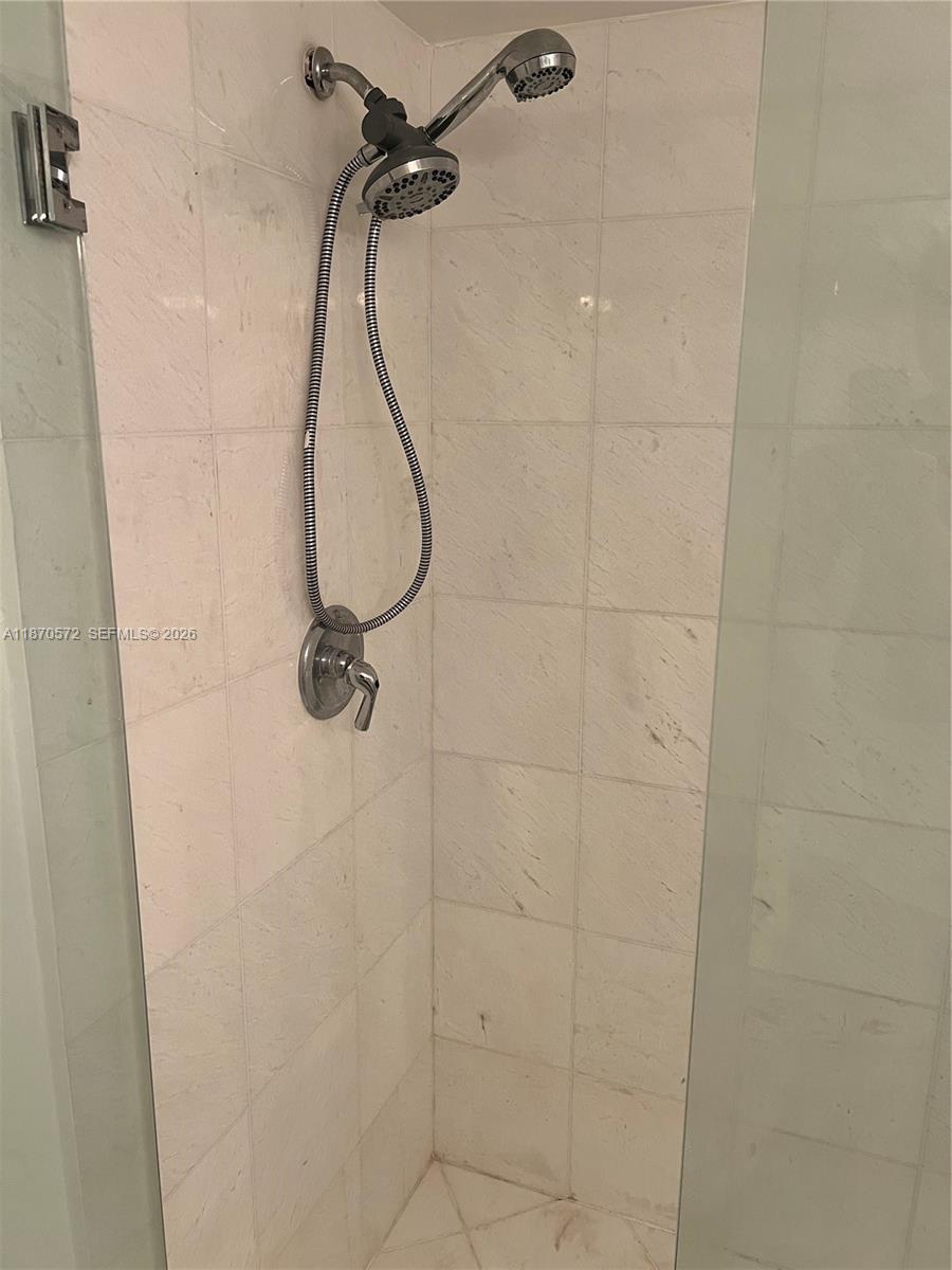 MYSTIC POINTE CONDO NO TH - Residential