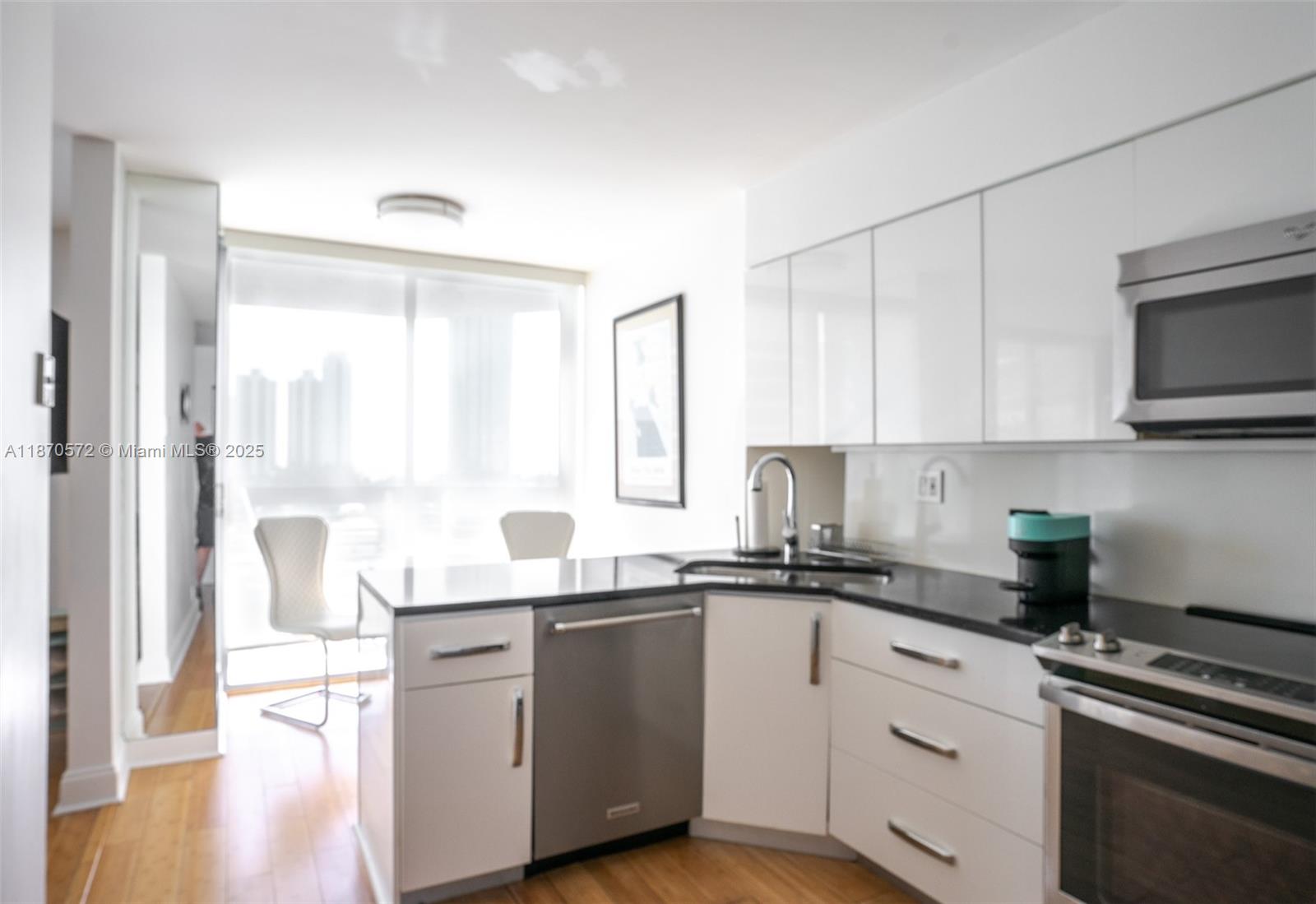 MYSTIC POINTE CONDO NO TH - Residential