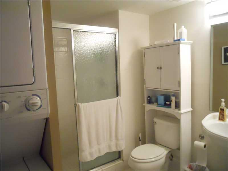 RACQUET CLUB AT BONAVENTU - Residential Lease