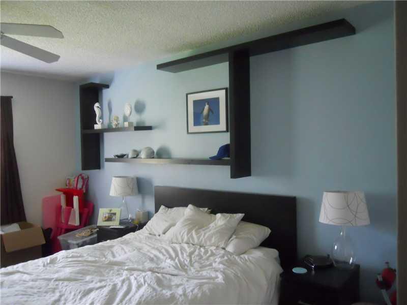 RACQUET CLUB AT BONAVENTU - Residential Lease