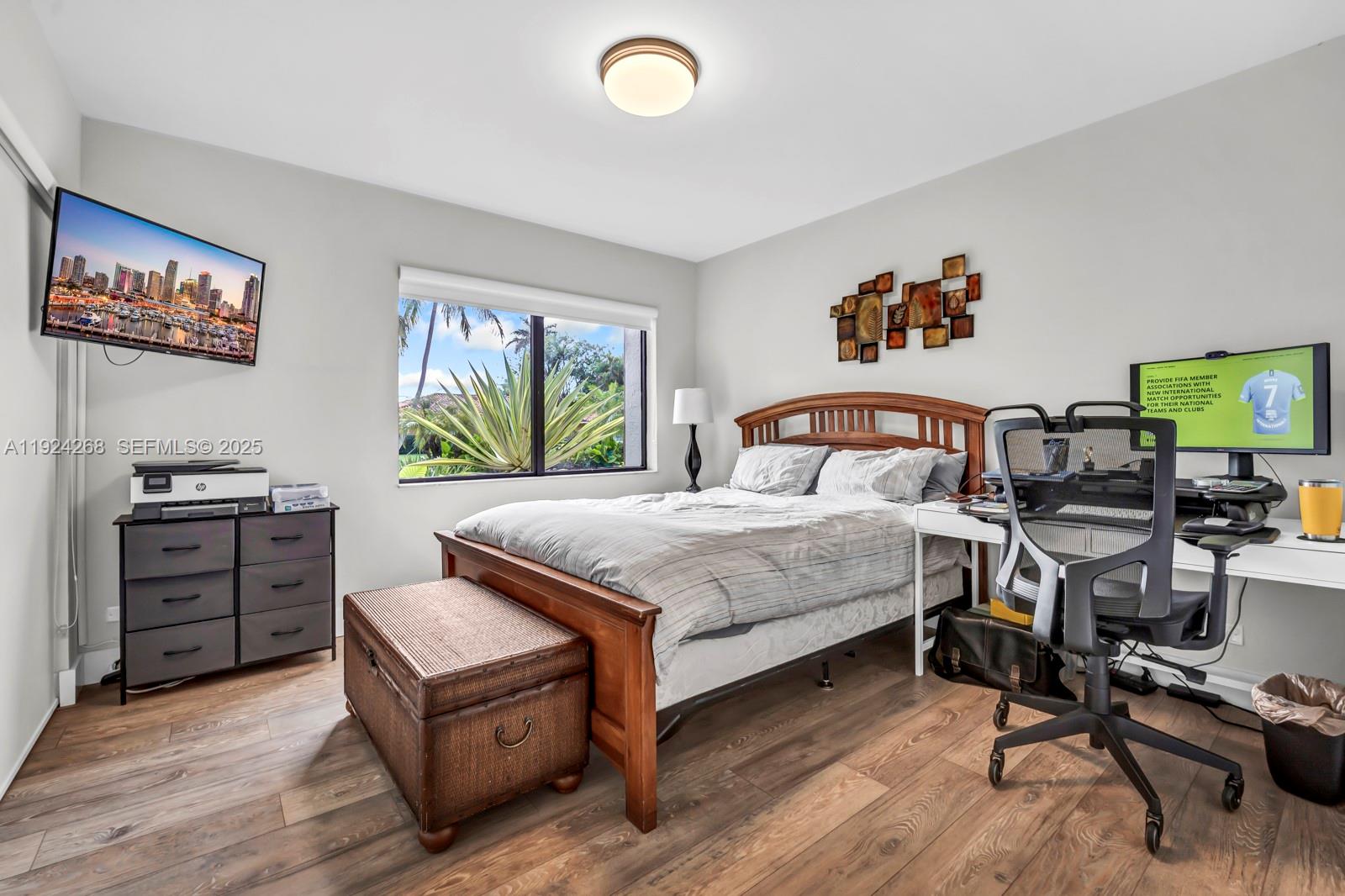 BLUE LAKE ESTATES - Residential Lease