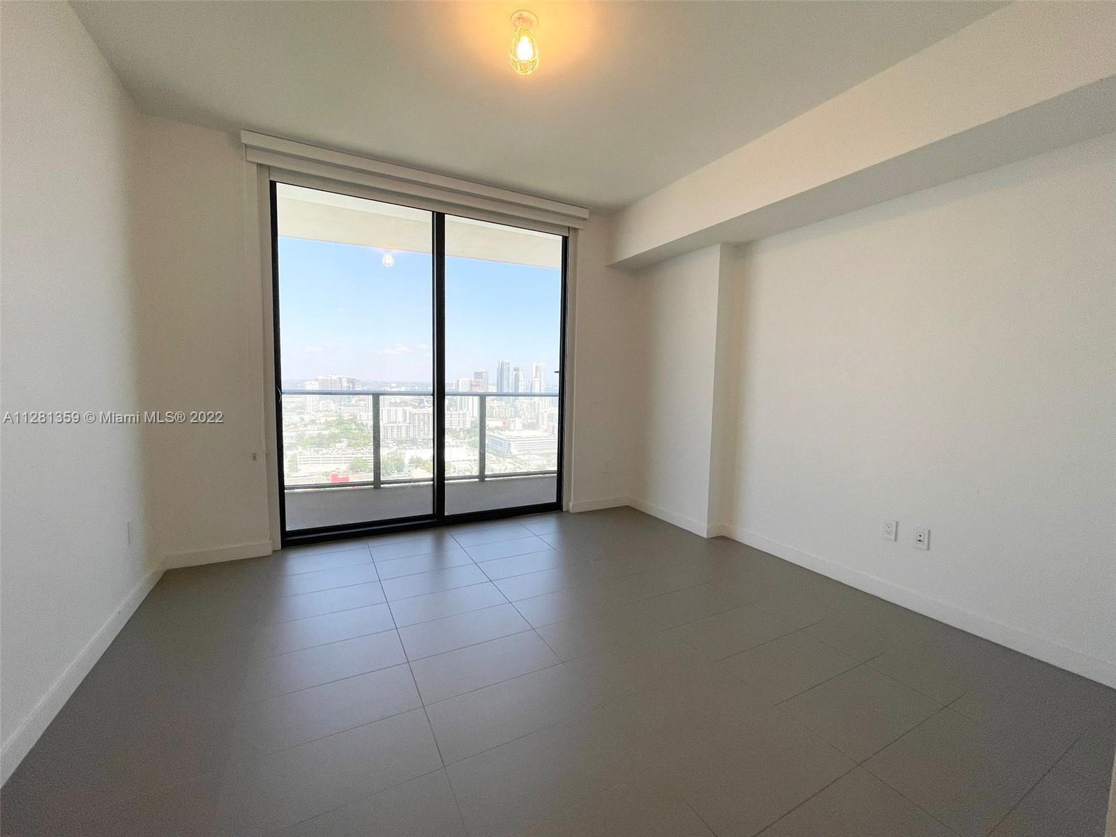CANVAS CONDO - Residential Lease