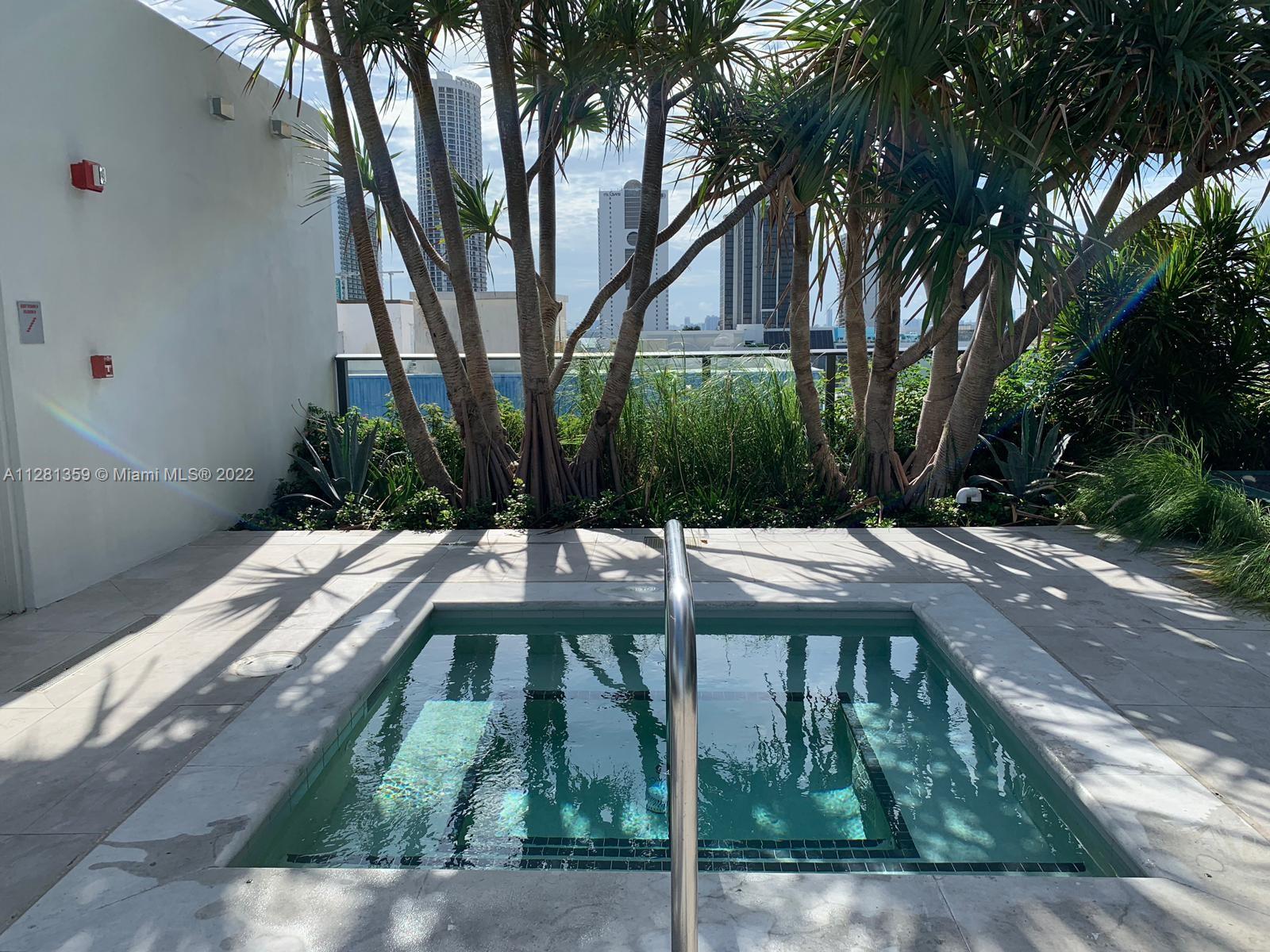 CANVAS CONDO - Residential Lease