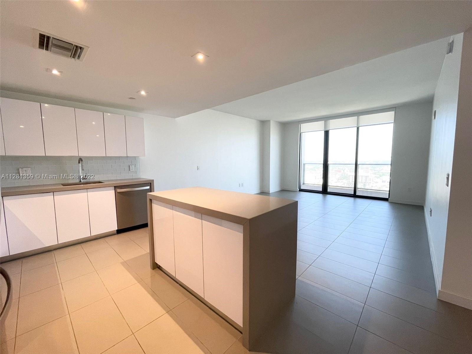 CANVAS CONDO - Residential Lease