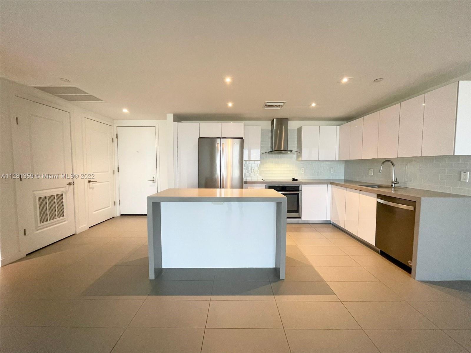 CANVAS CONDO - Residential Lease