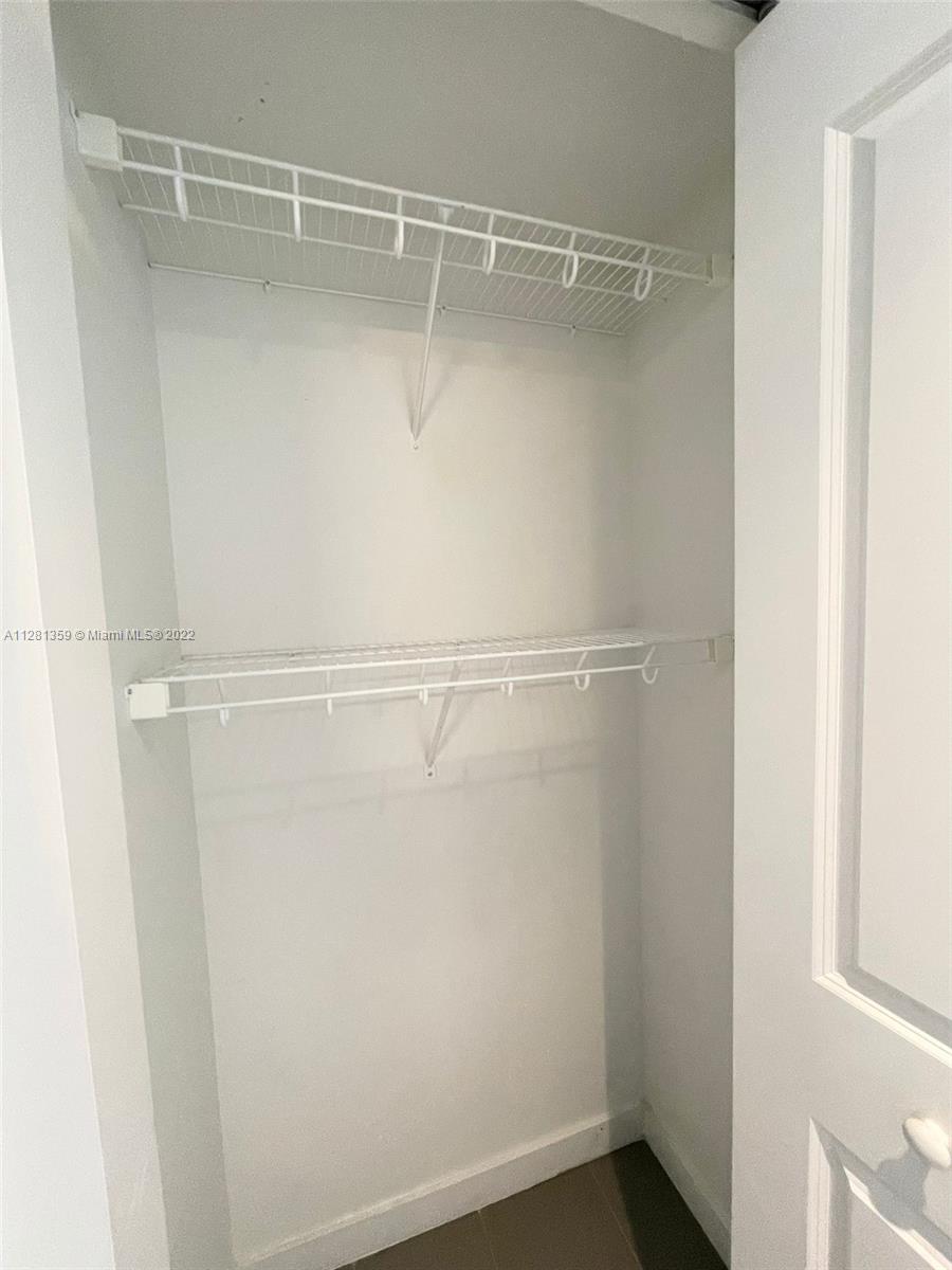 CANVAS CONDO - Residential Lease