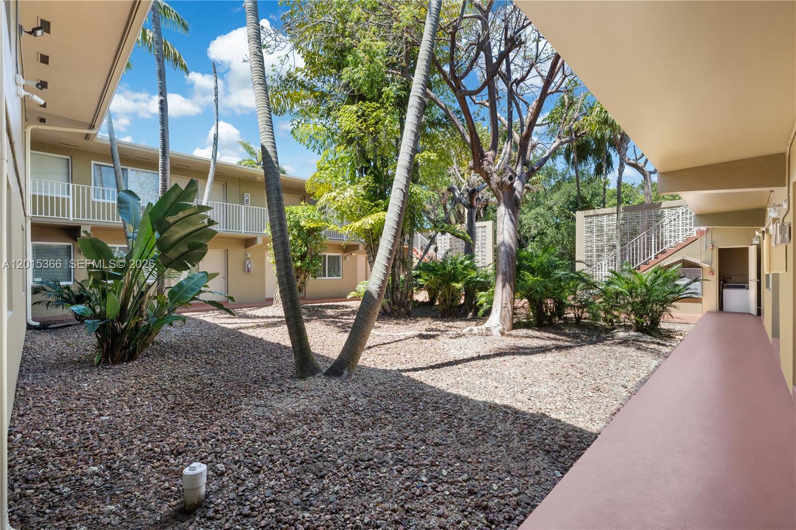 THE OAKS AT SOUTH MIAMI C - Residential Lease