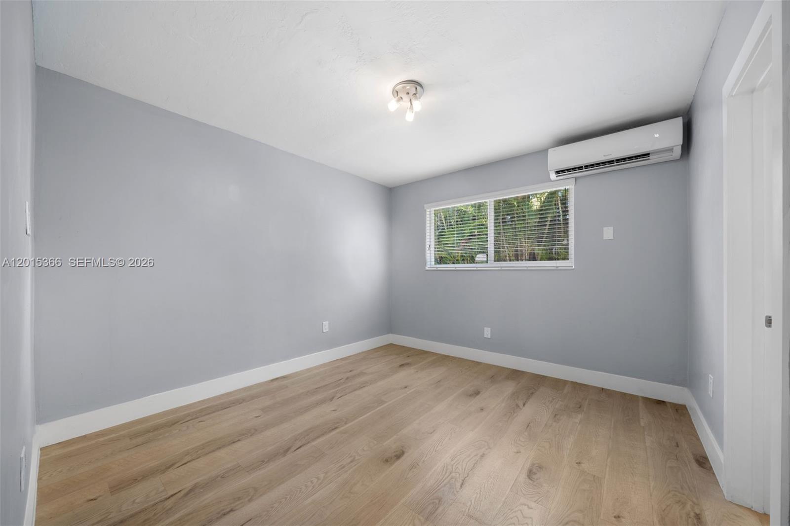 THE OAKS AT SOUTH MIAMI C - Residential Lease