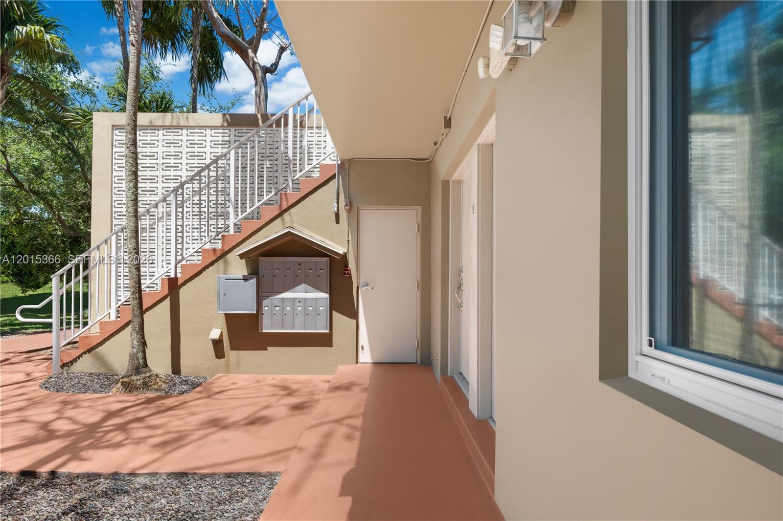 THE OAKS AT SOUTH MIAMI C - Residential Lease