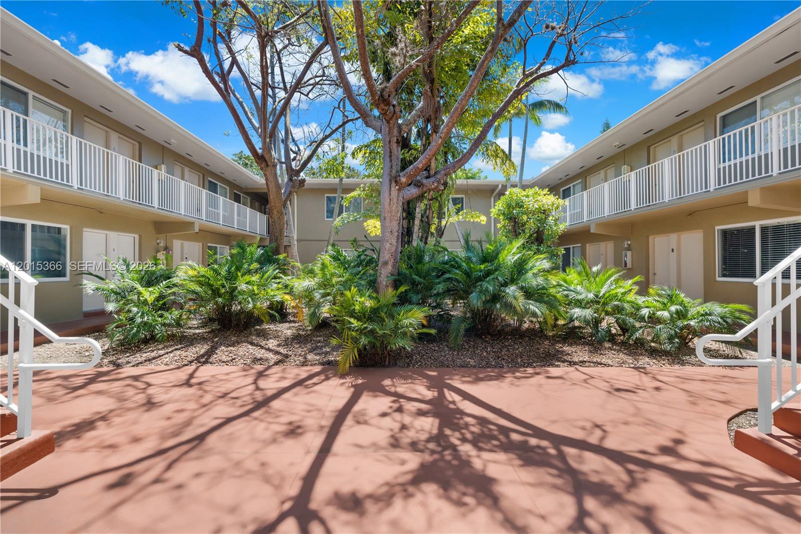 THE OAKS AT SOUTH MIAMI C - Residential Lease