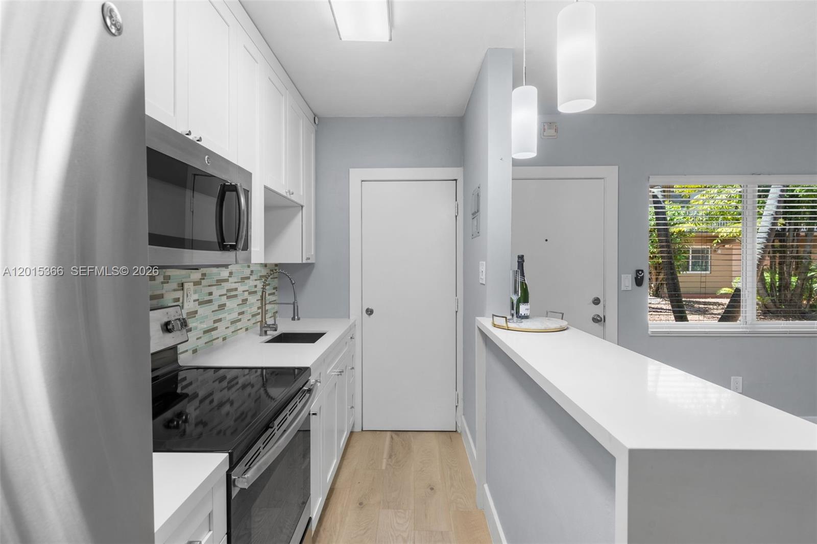 THE OAKS AT SOUTH MIAMI C - Residential Lease