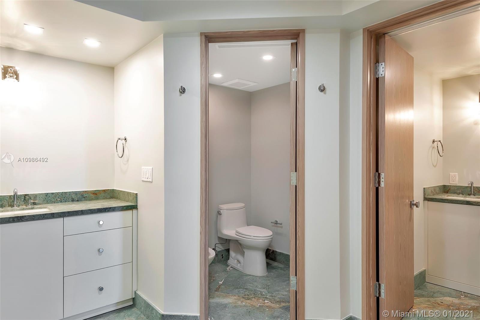 GRAND BAY TOWER CONDO - Residential