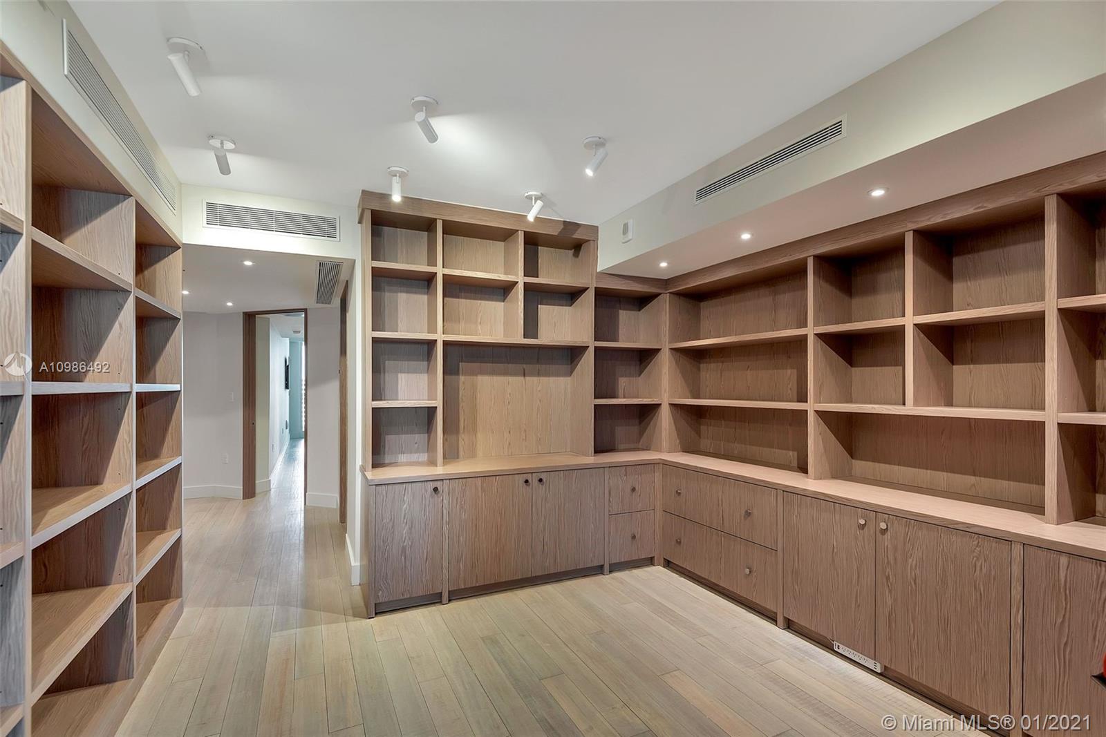 GRAND BAY TOWER CONDO - Residential