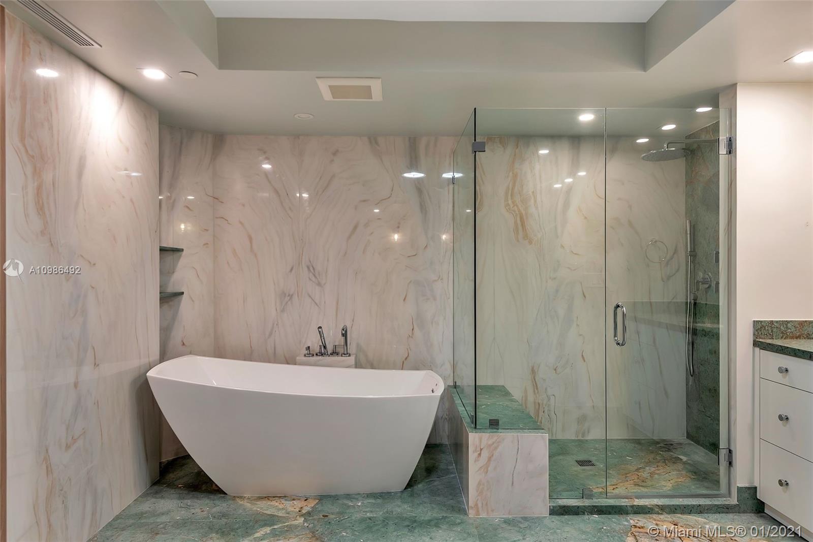 GRAND BAY TOWER CONDO - Residential