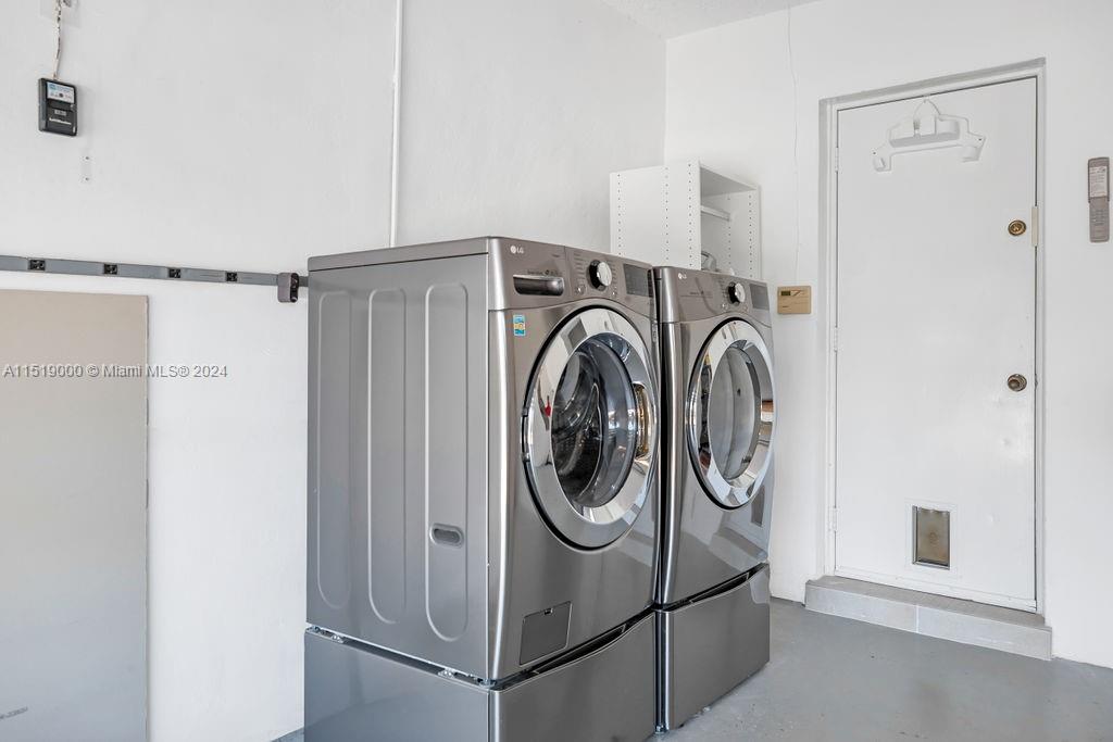 CORAL RIDGE ISLES - Residential Lease