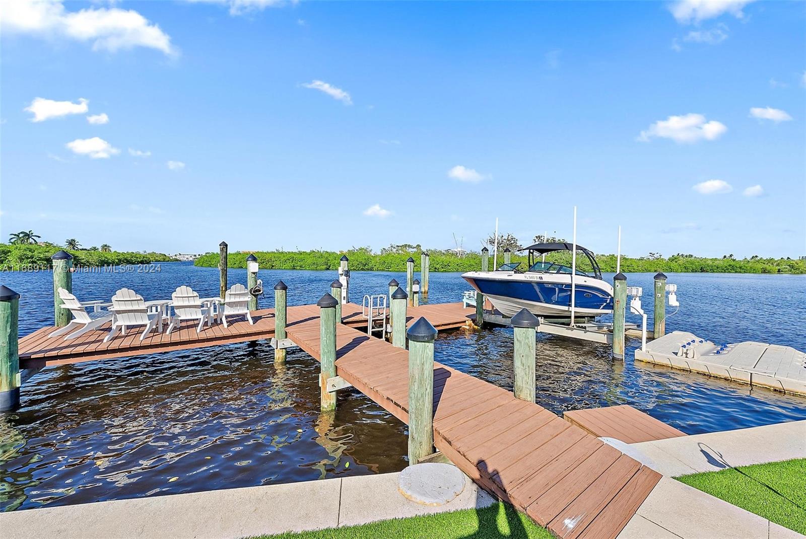 Sanctuary Bay - Residential