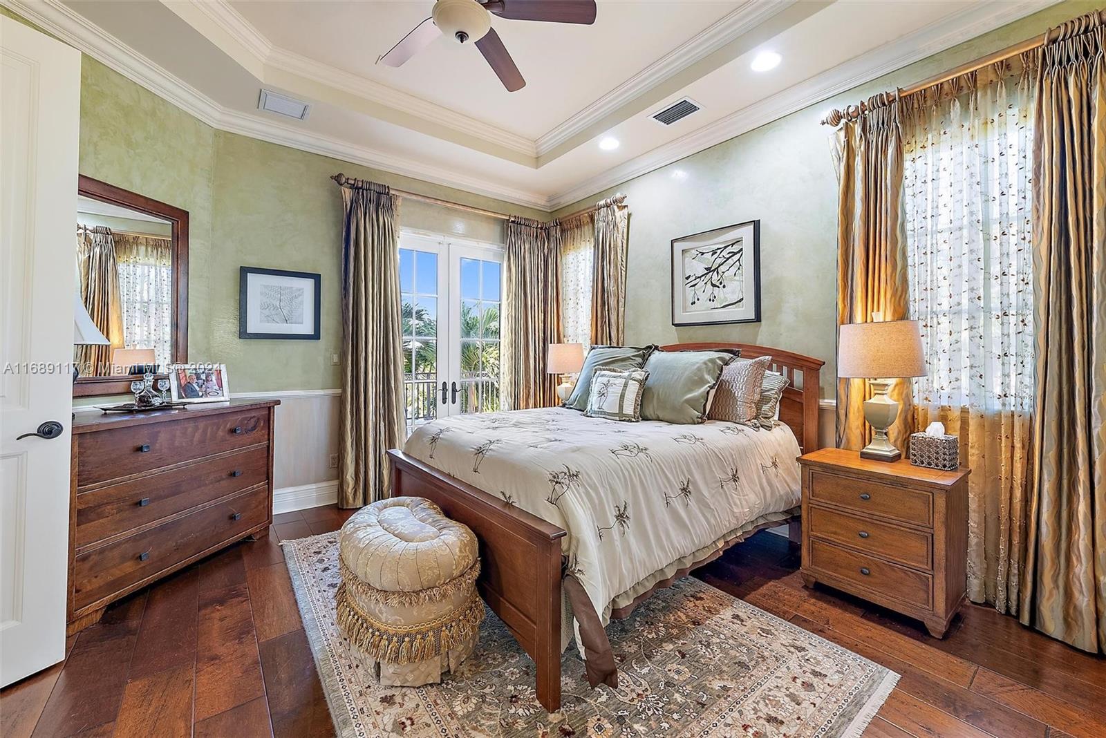Sanctuary Bay - Residential