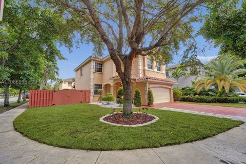 Photo of 13725 SW 50th Ct, Miramar, FL 33027 (MLS # A12086998)