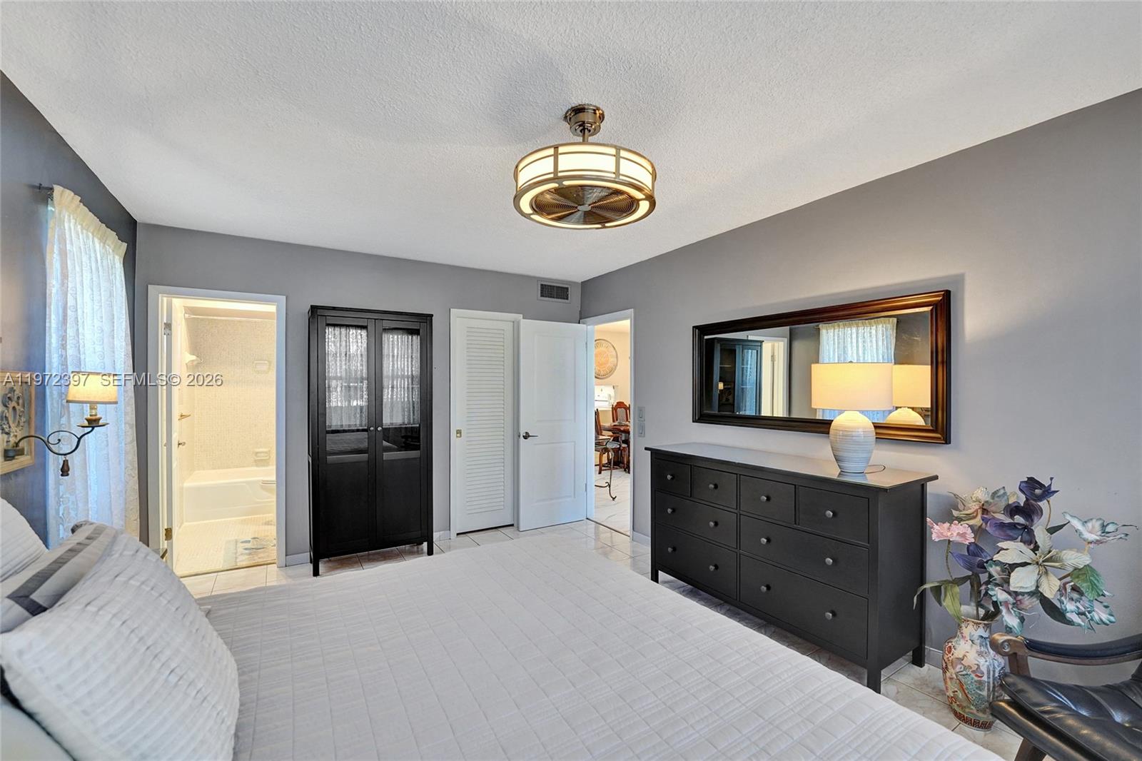 IRVINGTON GARDENS CONDO - Residential