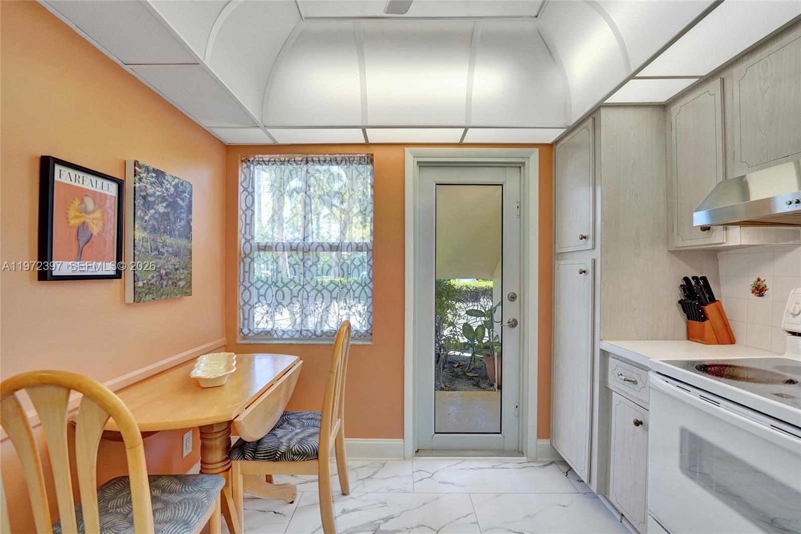 IRVINGTON GARDENS CONDO - Residential