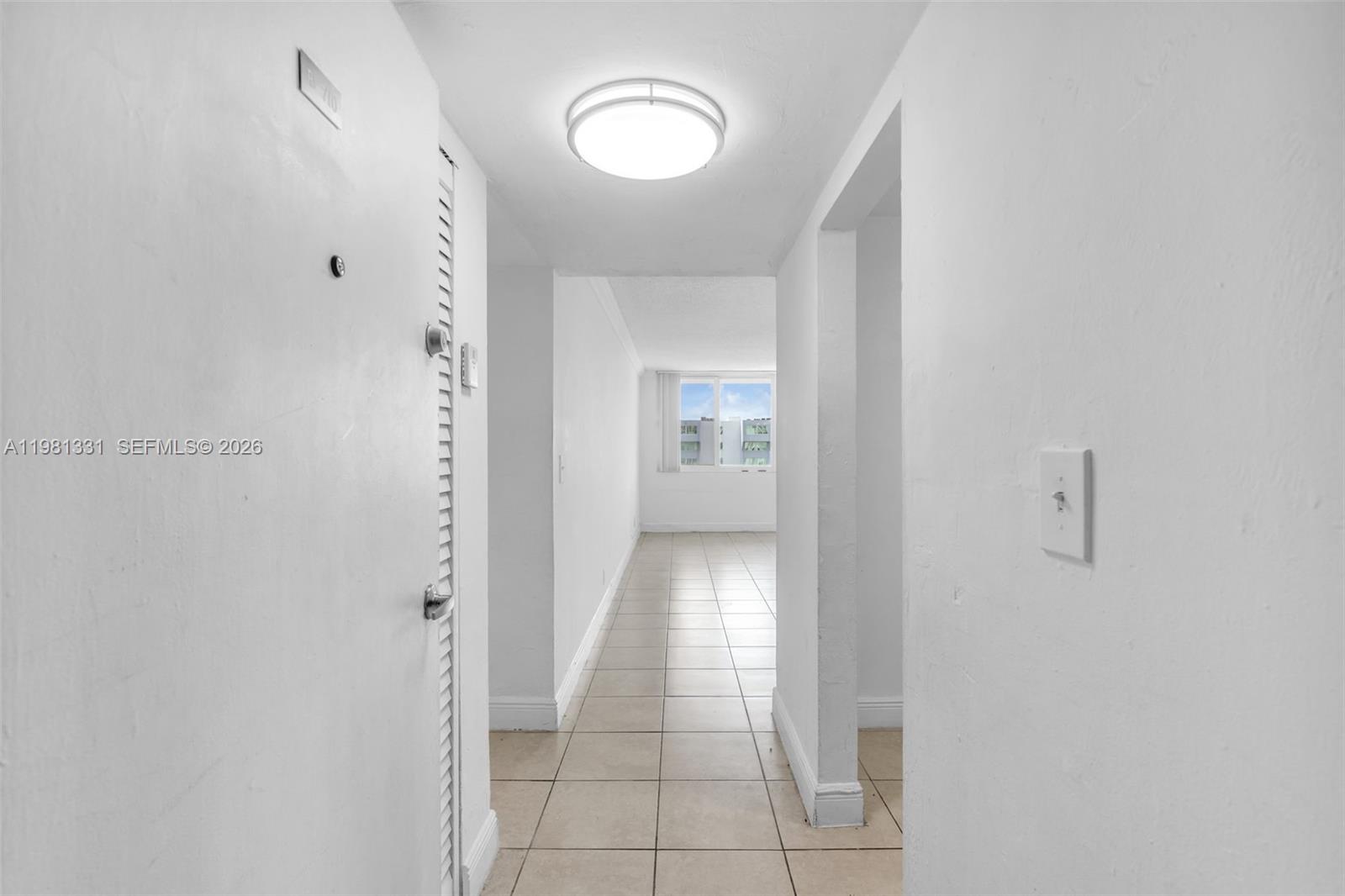 DADELAND PLACE CONDO - Residential