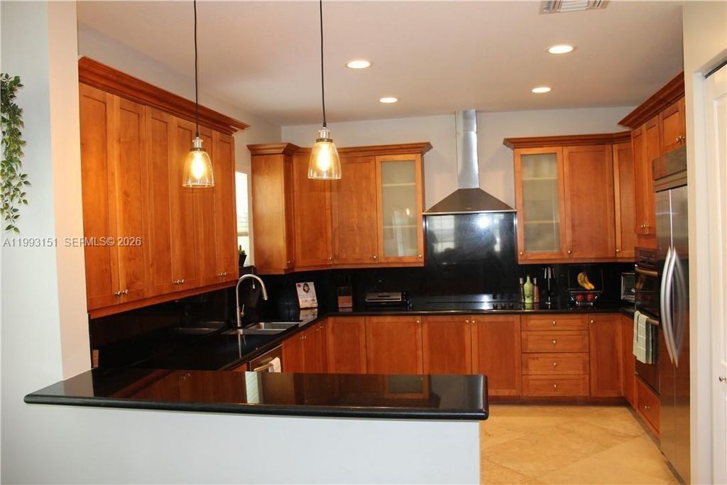 Photo of 822 SW 10th St, Fort Lauderdale, FL 33315 (MLS # A11993151)