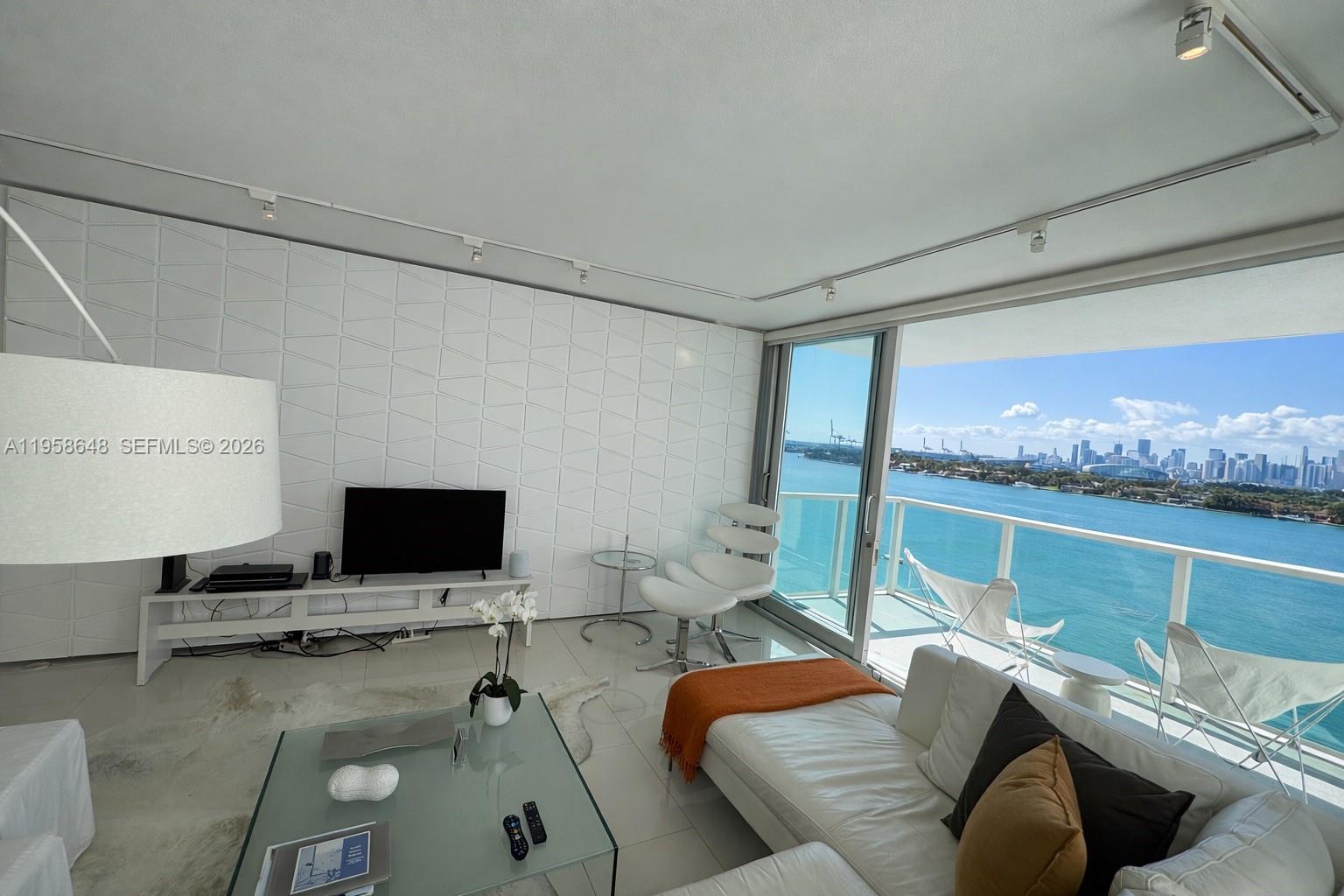 MIRADOR 1000 CONDO - Residential Lease