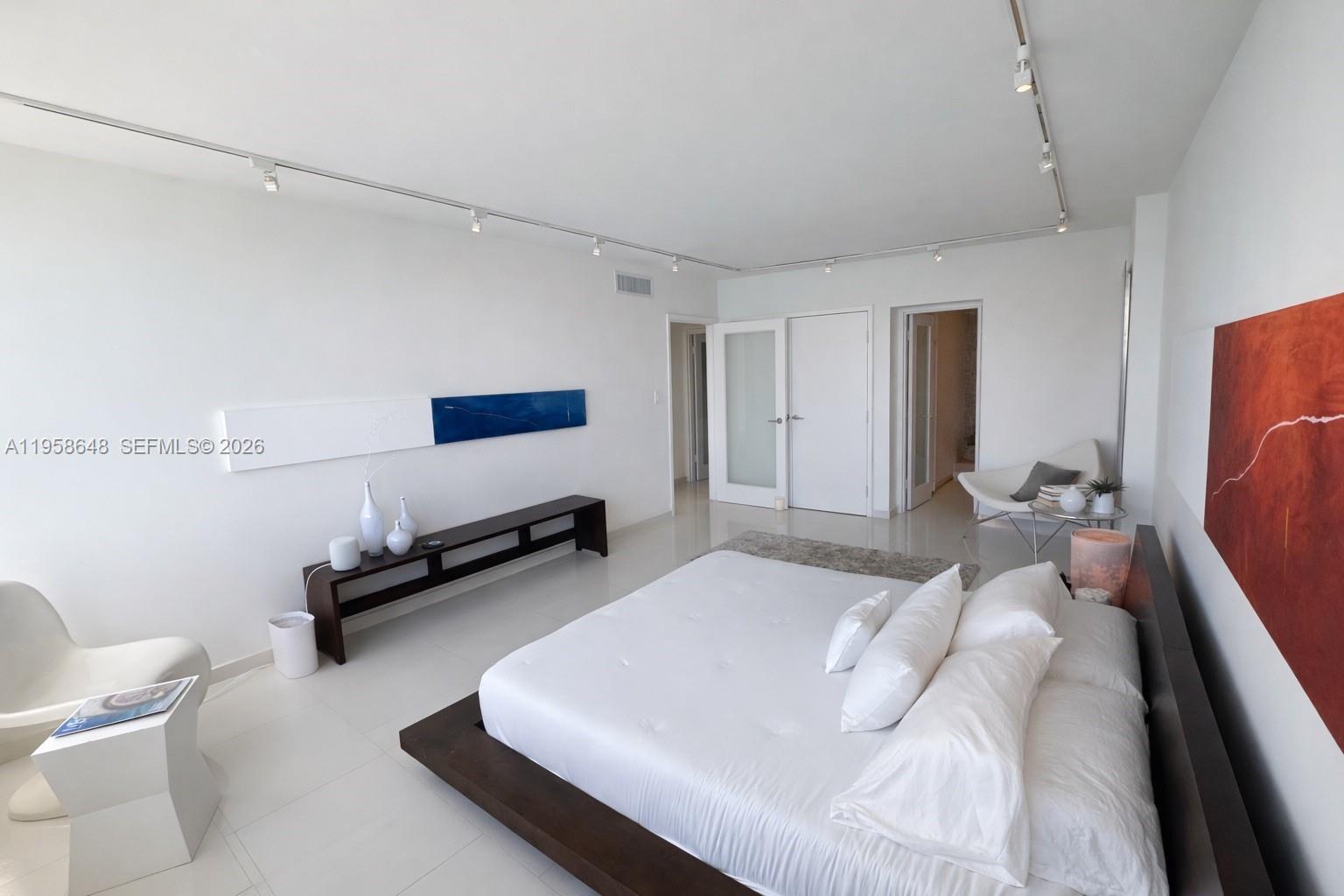 MIRADOR 1000 CONDO - Residential Lease