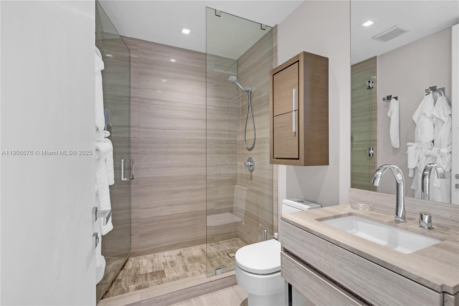 18975 COLLINS CONDO - Residential Lease