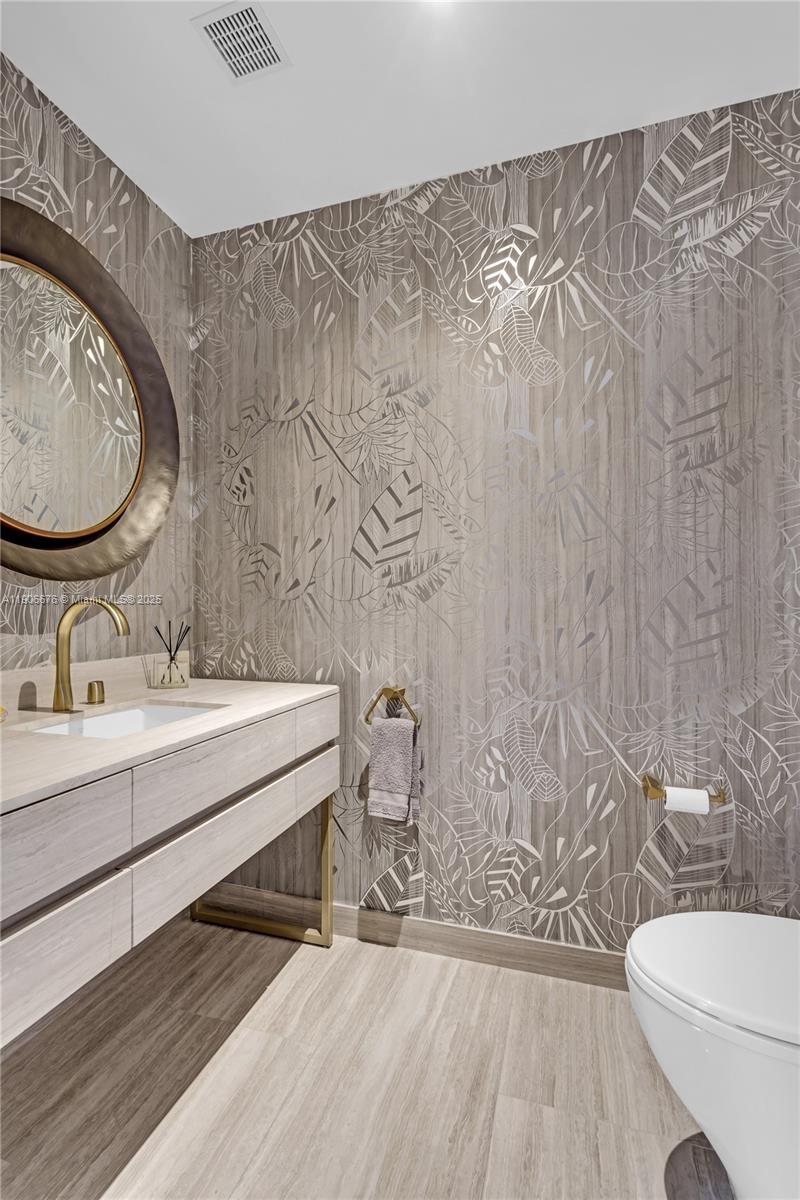 18975 COLLINS CONDO - Residential Lease