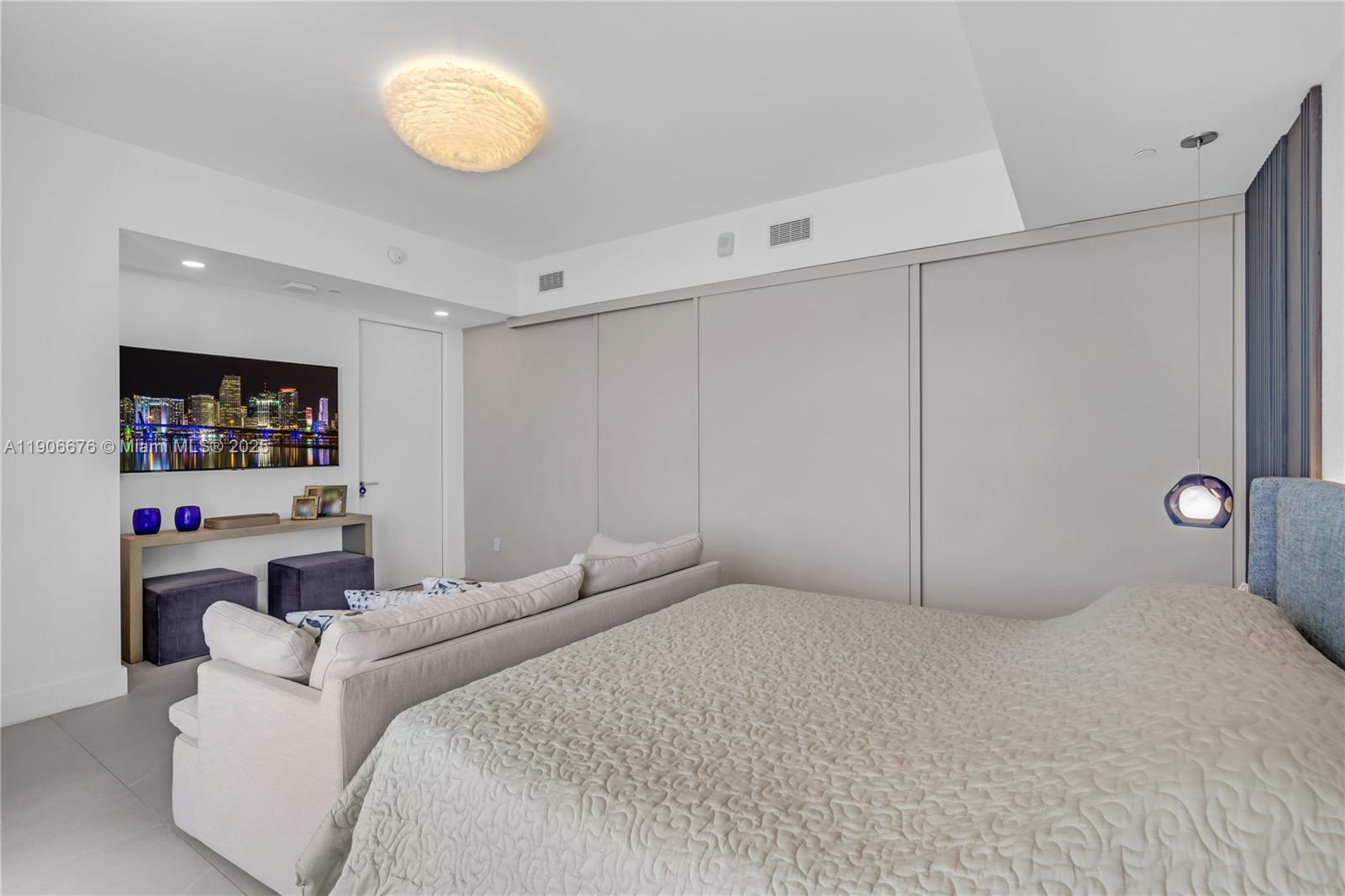 18975 COLLINS CONDO - Residential Lease