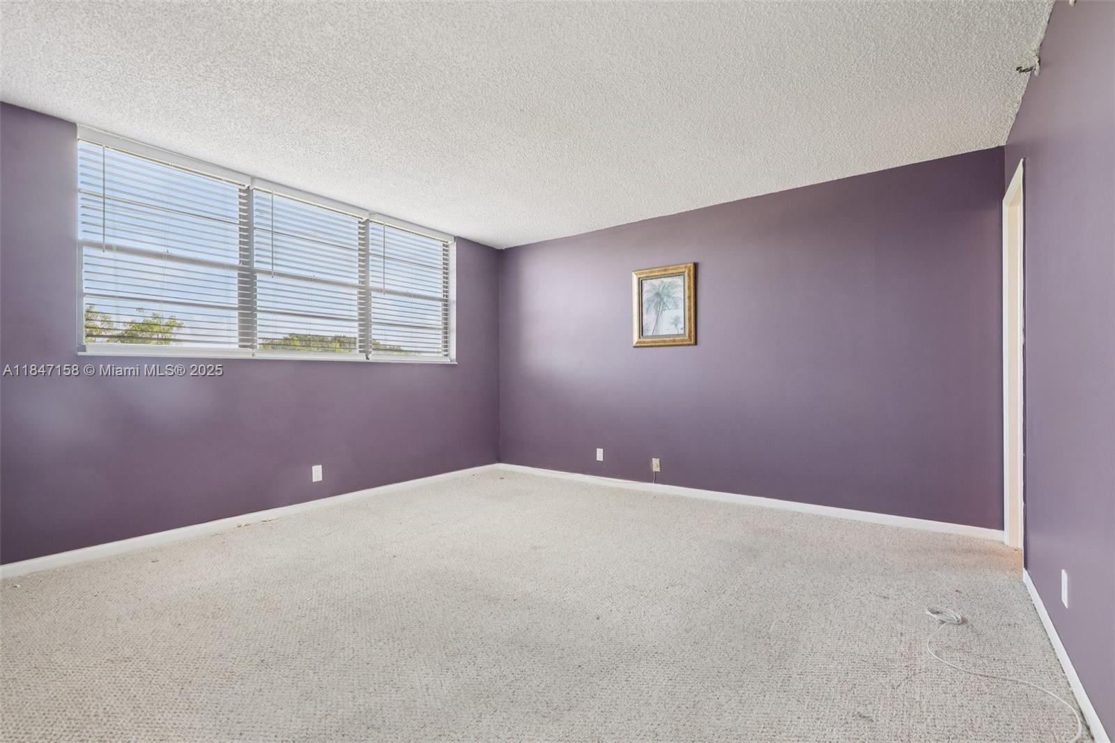 DEER CREEK COUNTRY CLUB - Residential