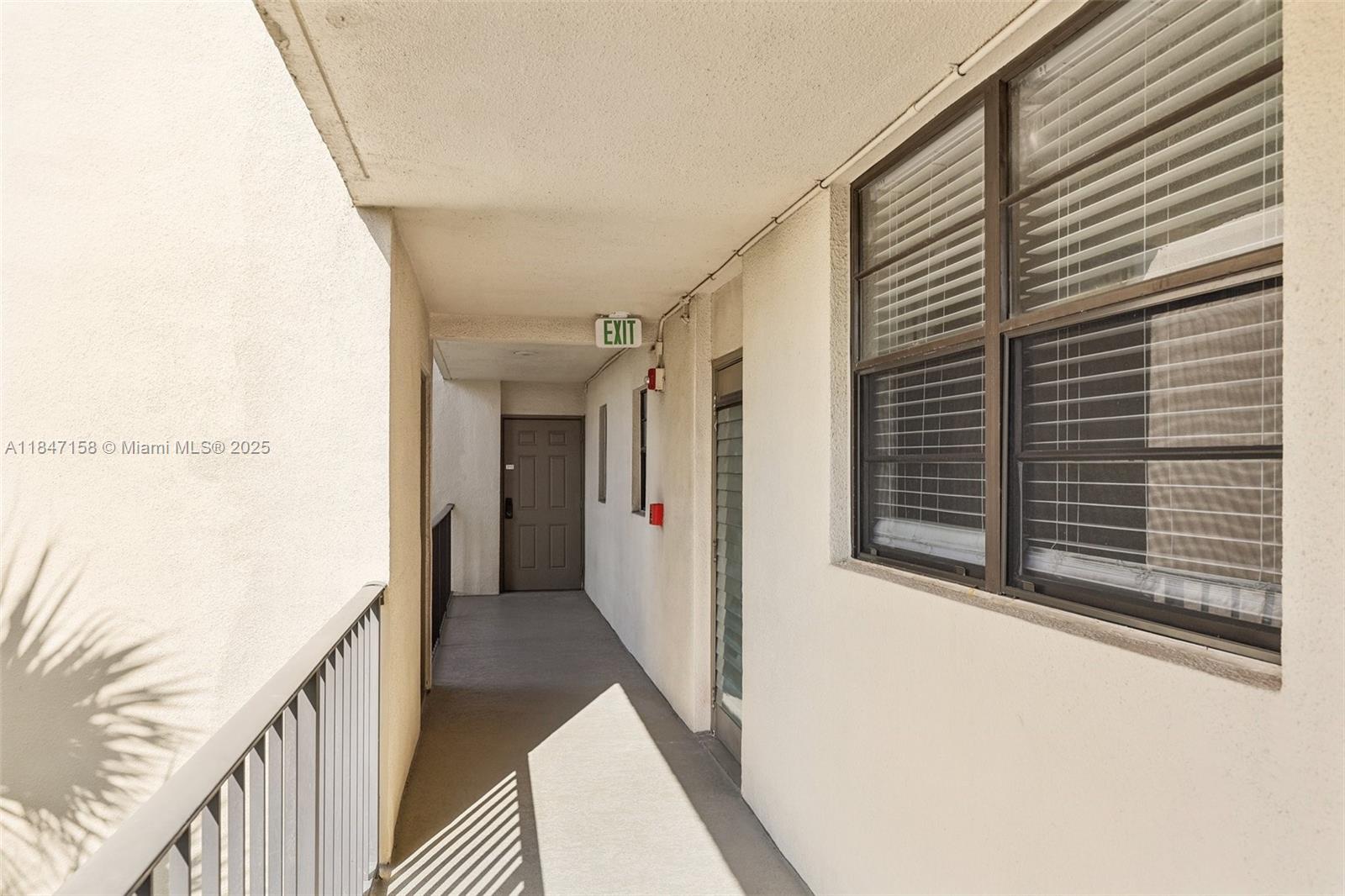 DEER CREEK COUNTRY CLUB - Residential