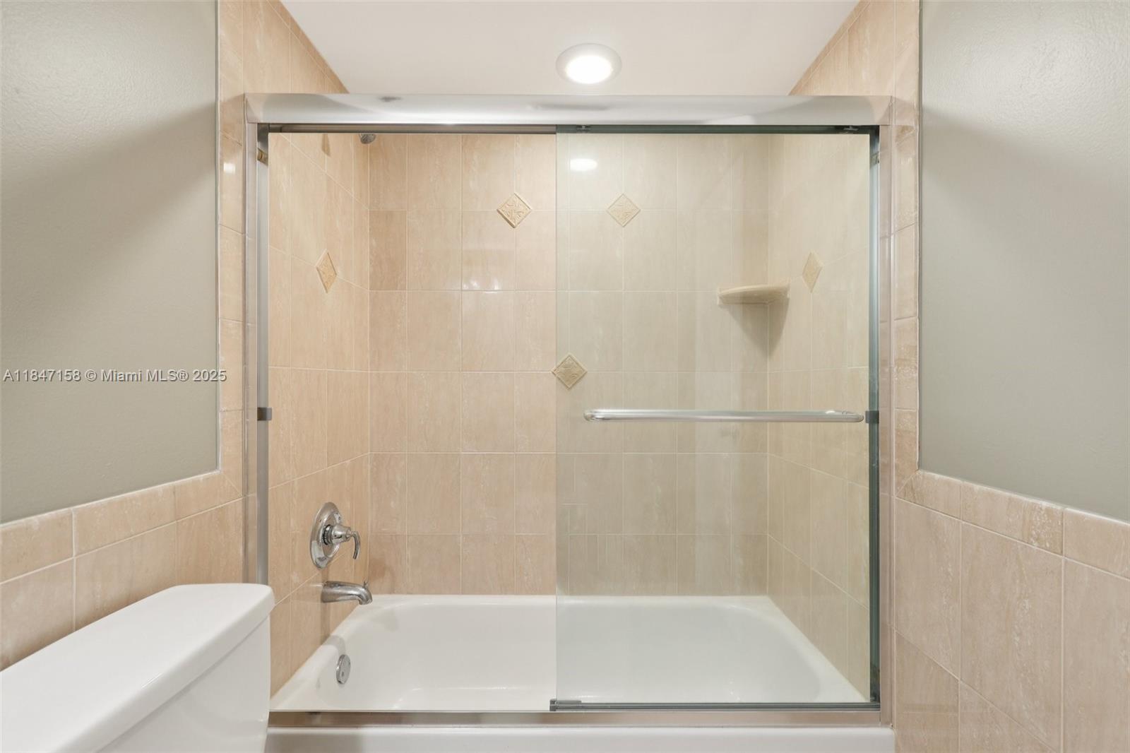 DEER CREEK COUNTRY CLUB - Residential